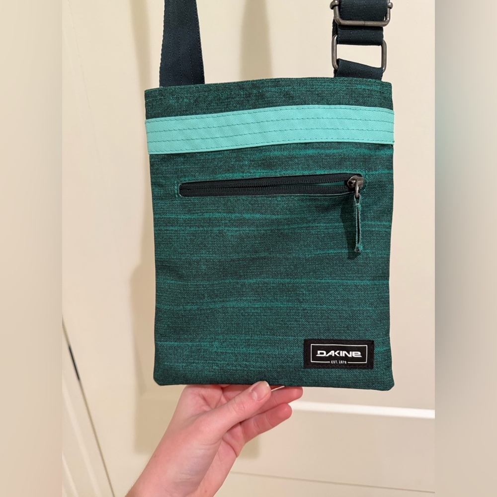 Dakine Green and Teal Crossbody Bag